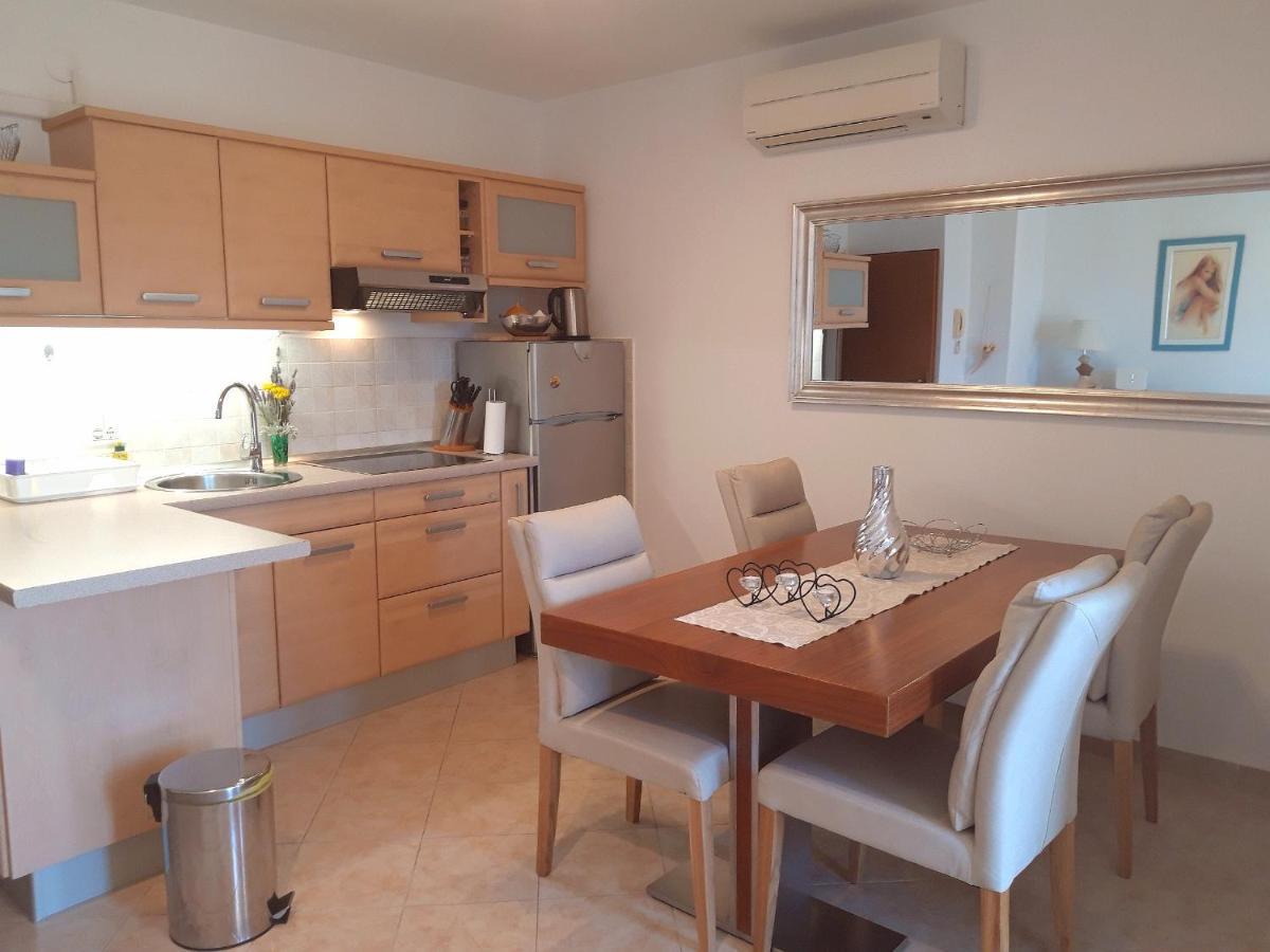 Lovely Apartment Branko Rabac With Balcony And Parking 外观 照片