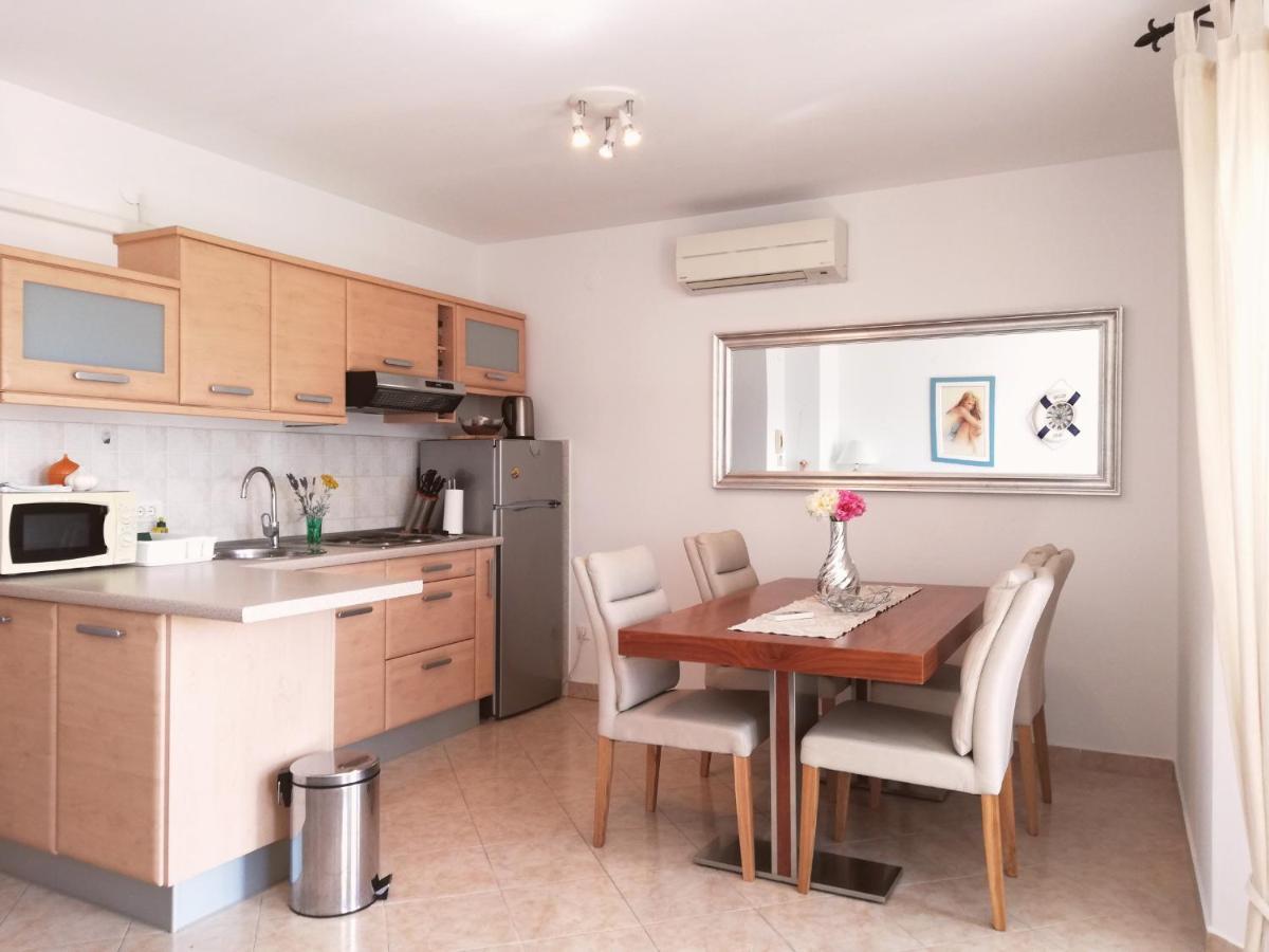 Lovely Apartment Branko Rabac With Balcony And Parking 外观 照片